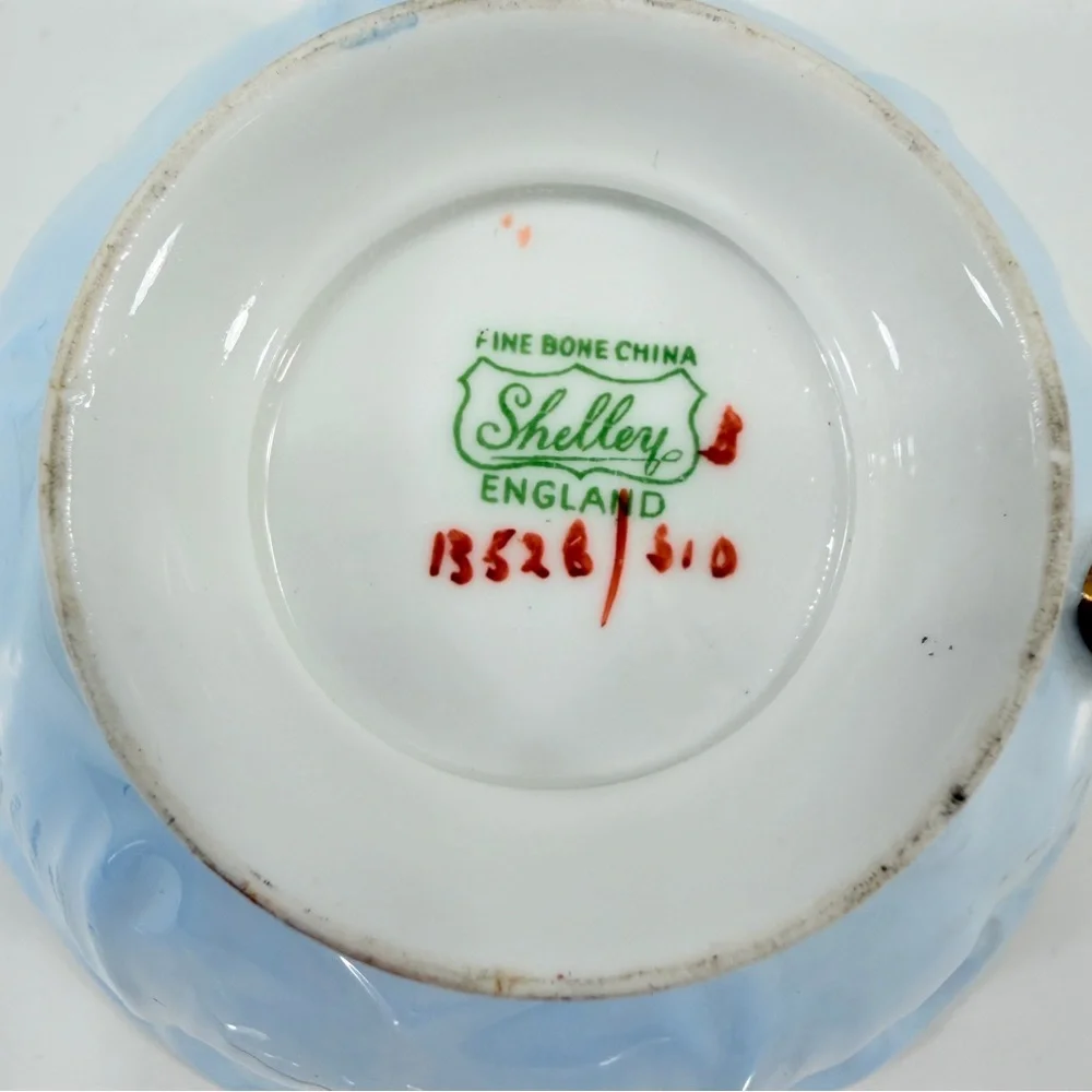 Shelley English Fine Bone, Oleander Shape Floral Blue‎ Teacup Cup & Saucer 13528